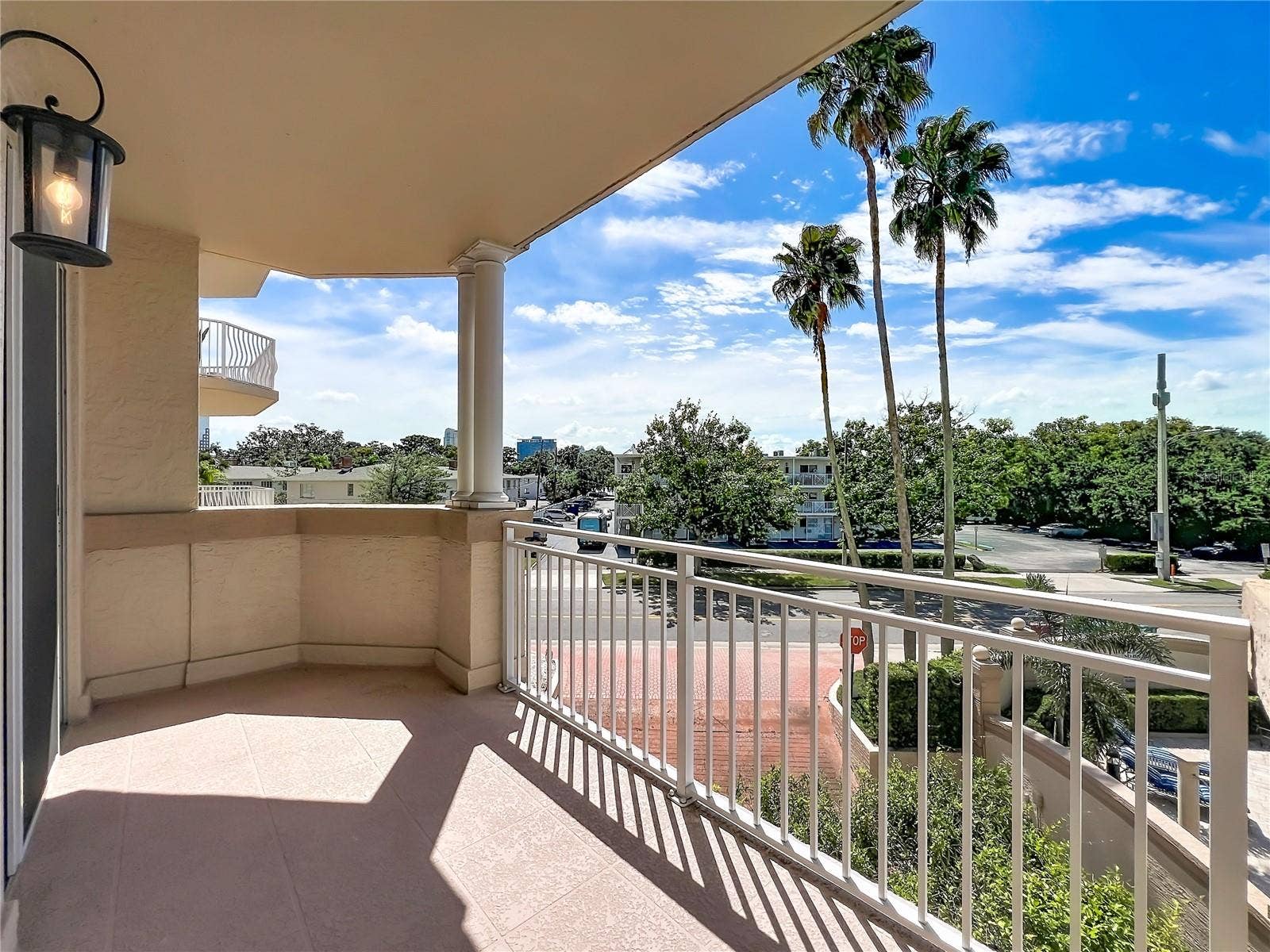 1110 W IVANHOE BOULEVARD, #9, Orlando, FL 32804 1110 W IVANHOE BOULEVARD, #9, Orlando, FL 32804
