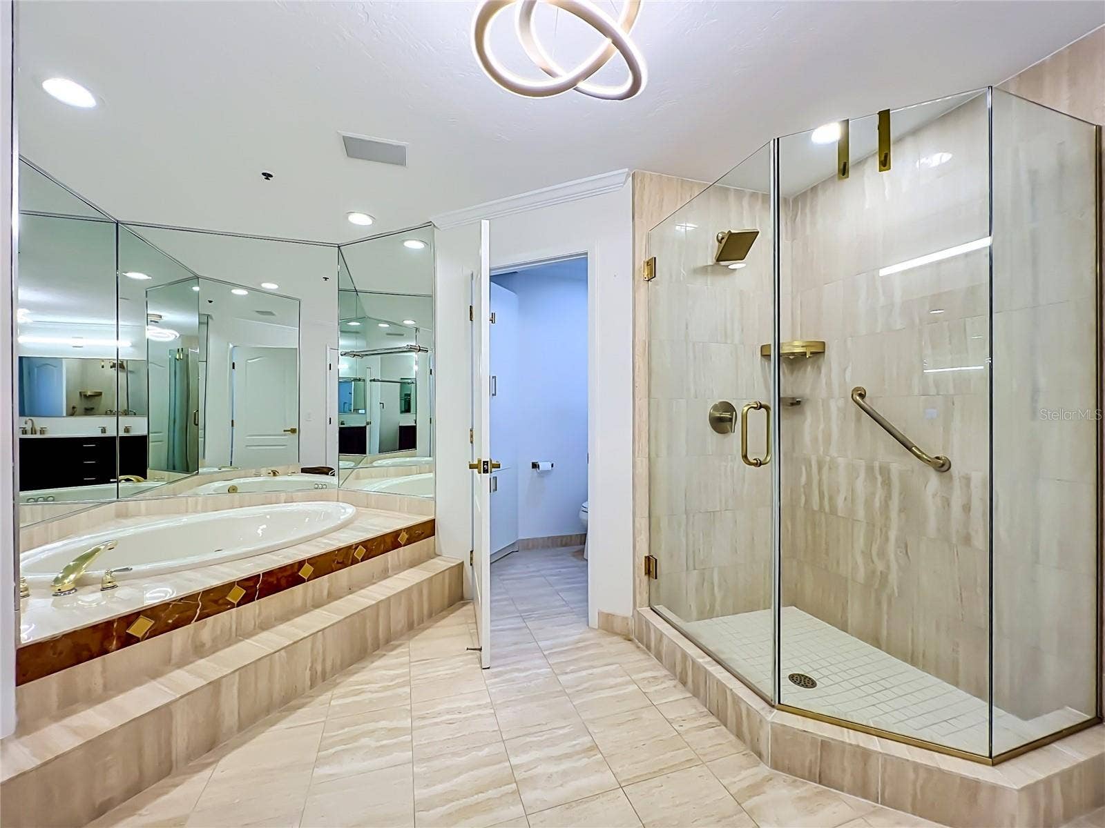 1110 W IVANHOE BOULEVARD, #9, Orlando, FL 32804 1110 W IVANHOE BOULEVARD, #9, Orlando, FL 32804