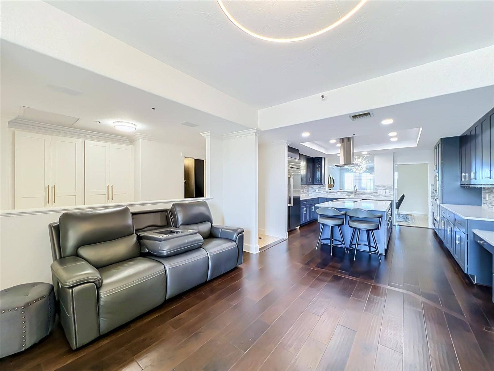 1110 W IVANHOE BOULEVARD, #9, Orlando, FL 32804 1110 W IVANHOE BOULEVARD, #9, Orlando, FL 32804