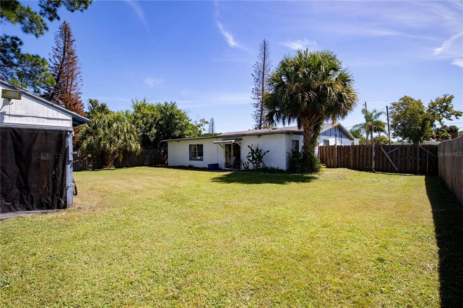 141 W CONNECTICUT AVENUE, Edgewater, FL 32132