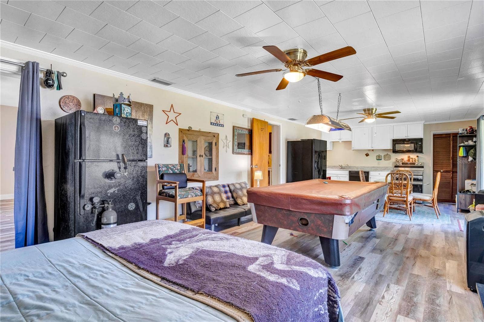 141 W CONNECTICUT AVENUE, Edgewater, FL 32132