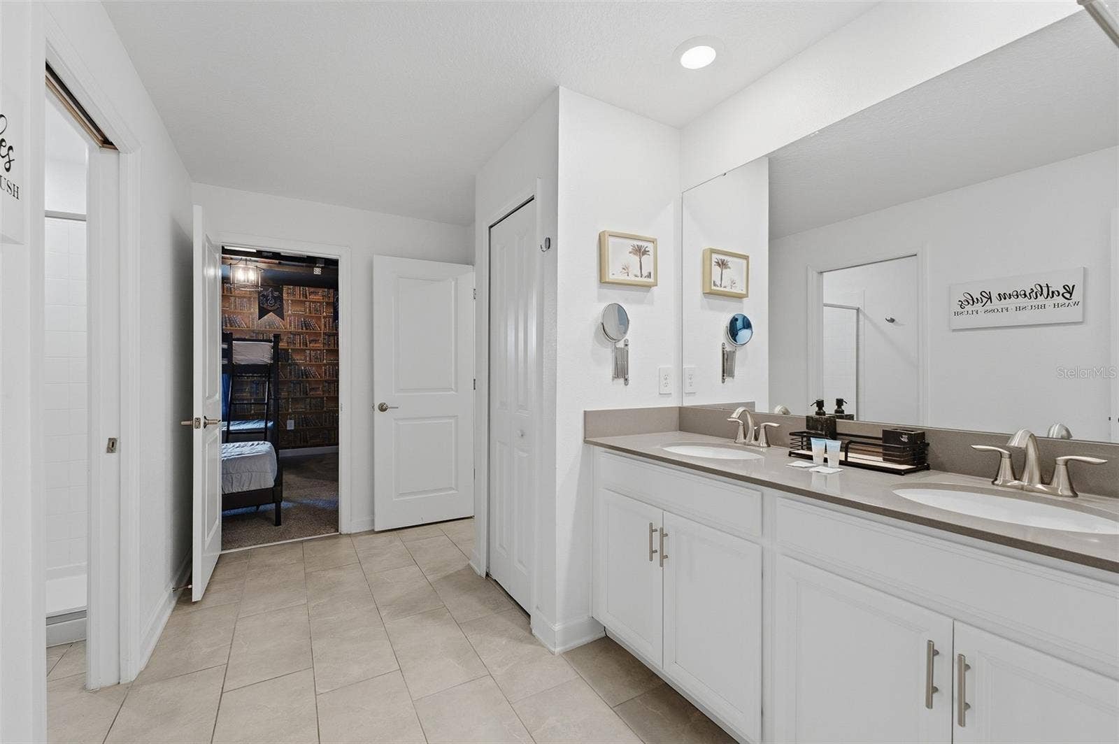 9158 SOMMERSET HILLS DRIVE, Davenport, FL 33896 9158 SOMMERSET HILLS DRIVE, Davenport, FL 33896