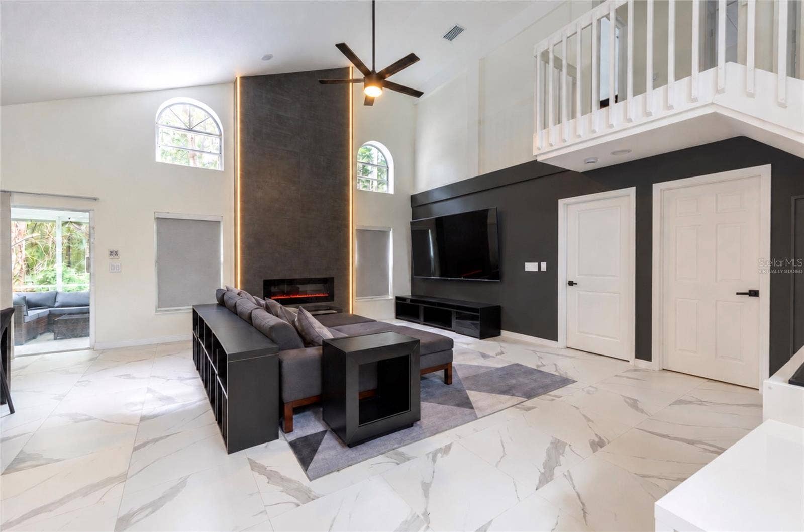 10720 SPRING BROOK LANE, Orlando, FL 32825 virtually staged living room
