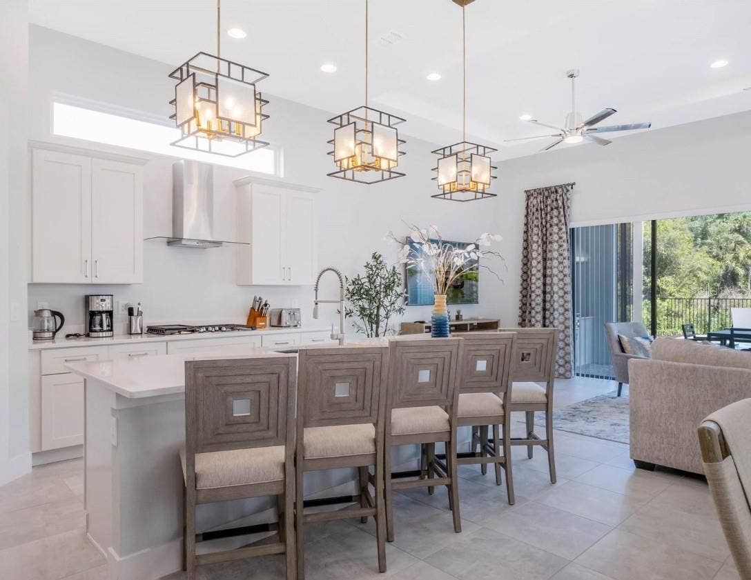 1241 CASTLE PINES COURT, Kissimmee, FL 34747 1241 CASTLE PINES COURT, Kissimmee, FL 34747