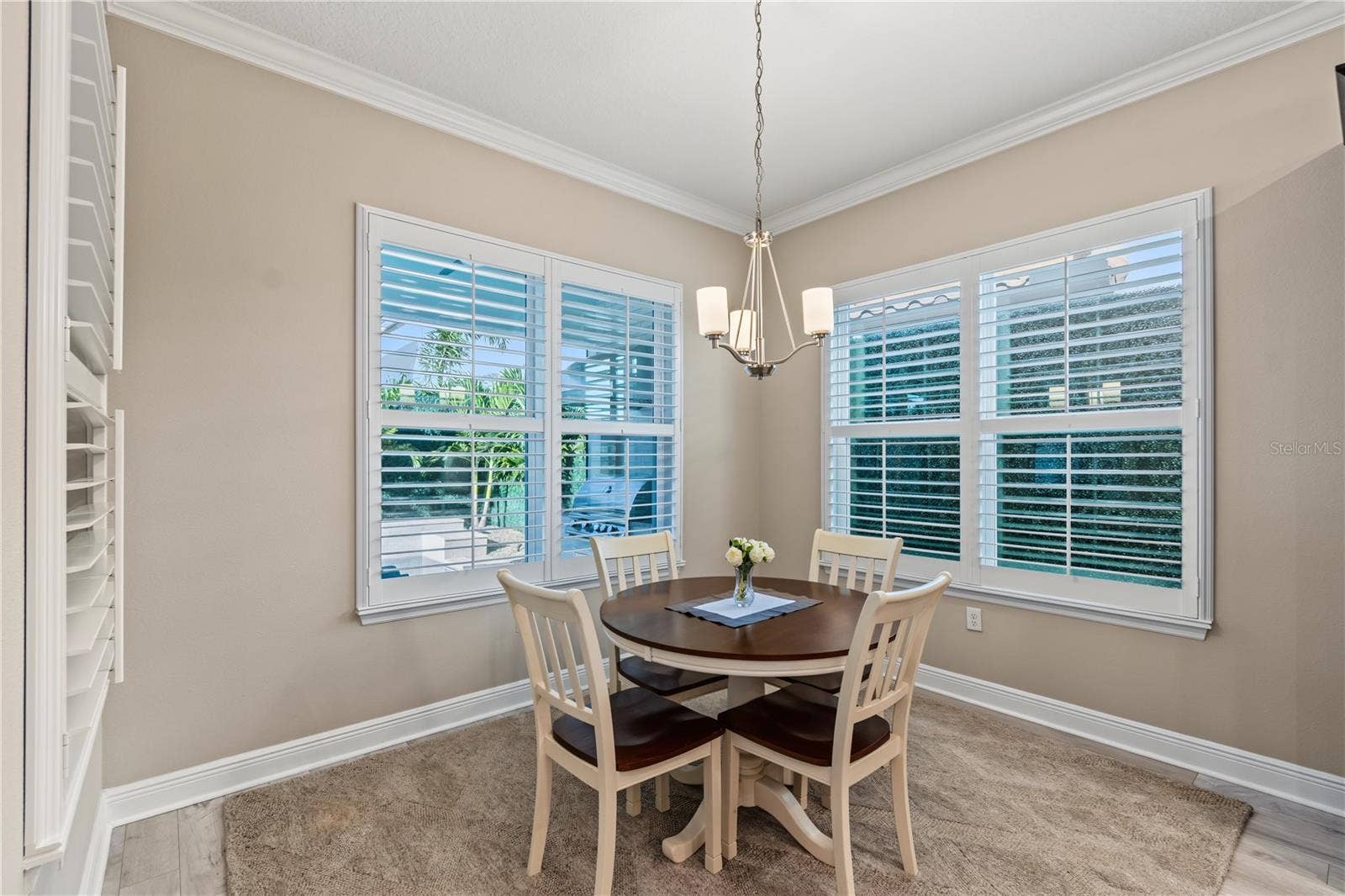 8037 LUDINGTON CIRCLE, Orlando, FL 32836 8037 LUDINGTON CIRCLE, Orlando, FL 32836