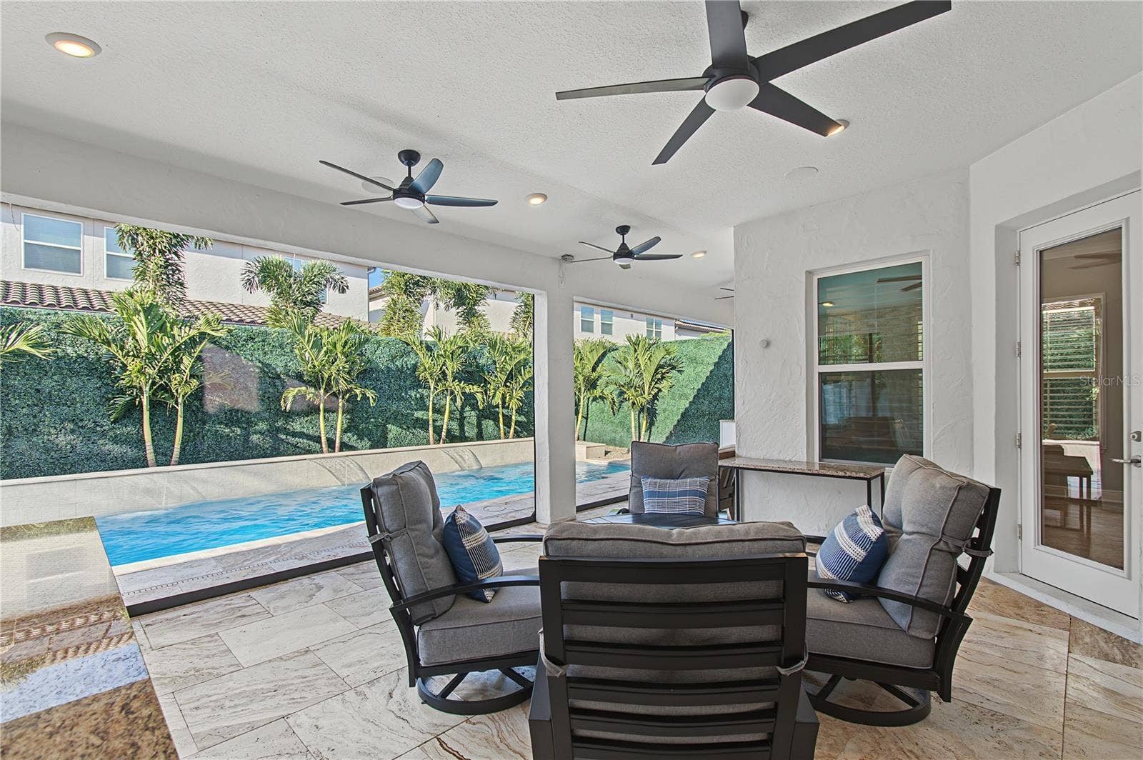 8037 LUDINGTON CIRCLE, Orlando, FL 32836 8037 LUDINGTON CIRCLE, Orlando, FL 32836
