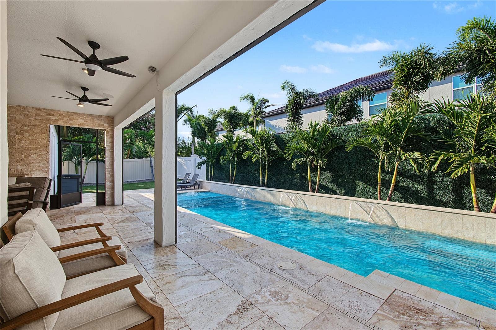 8037 LUDINGTON CIRCLE, Orlando, FL 32836 8037 LUDINGTON CIRCLE, Orlando, FL 32836