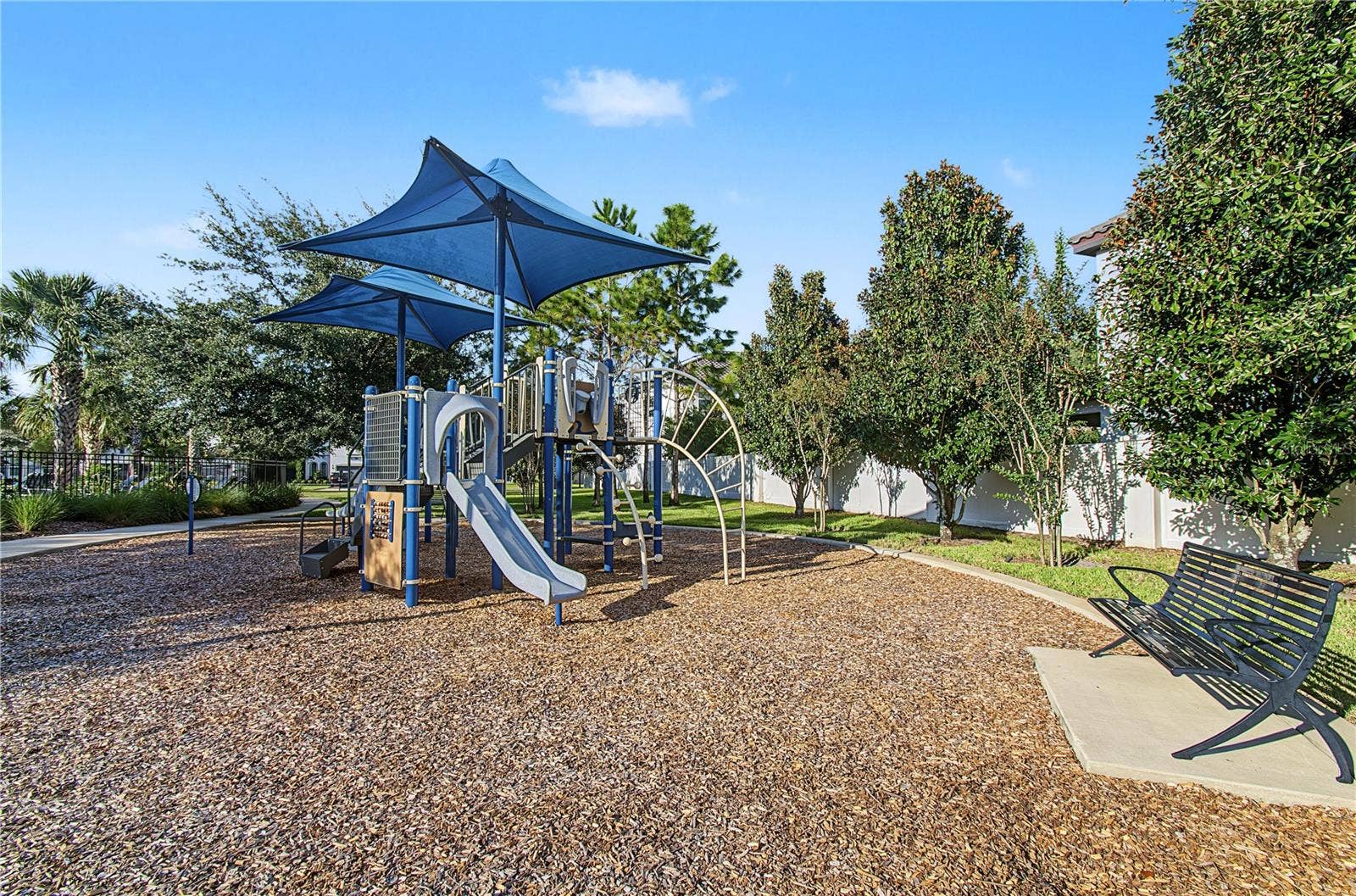 8037 LUDINGTON CIRCLE, Orlando, FL 32836 8037 LUDINGTON CIRCLE, Orlando, FL 32836