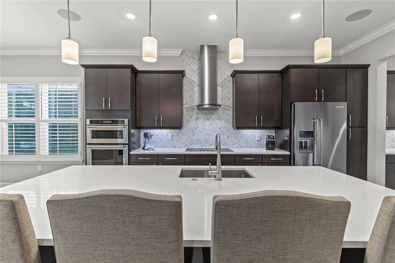 8037 LUDINGTON CIRCLE, Orlando, FL 32836 8037 LUDINGTON CIRCLE, Orlando, FL 32836