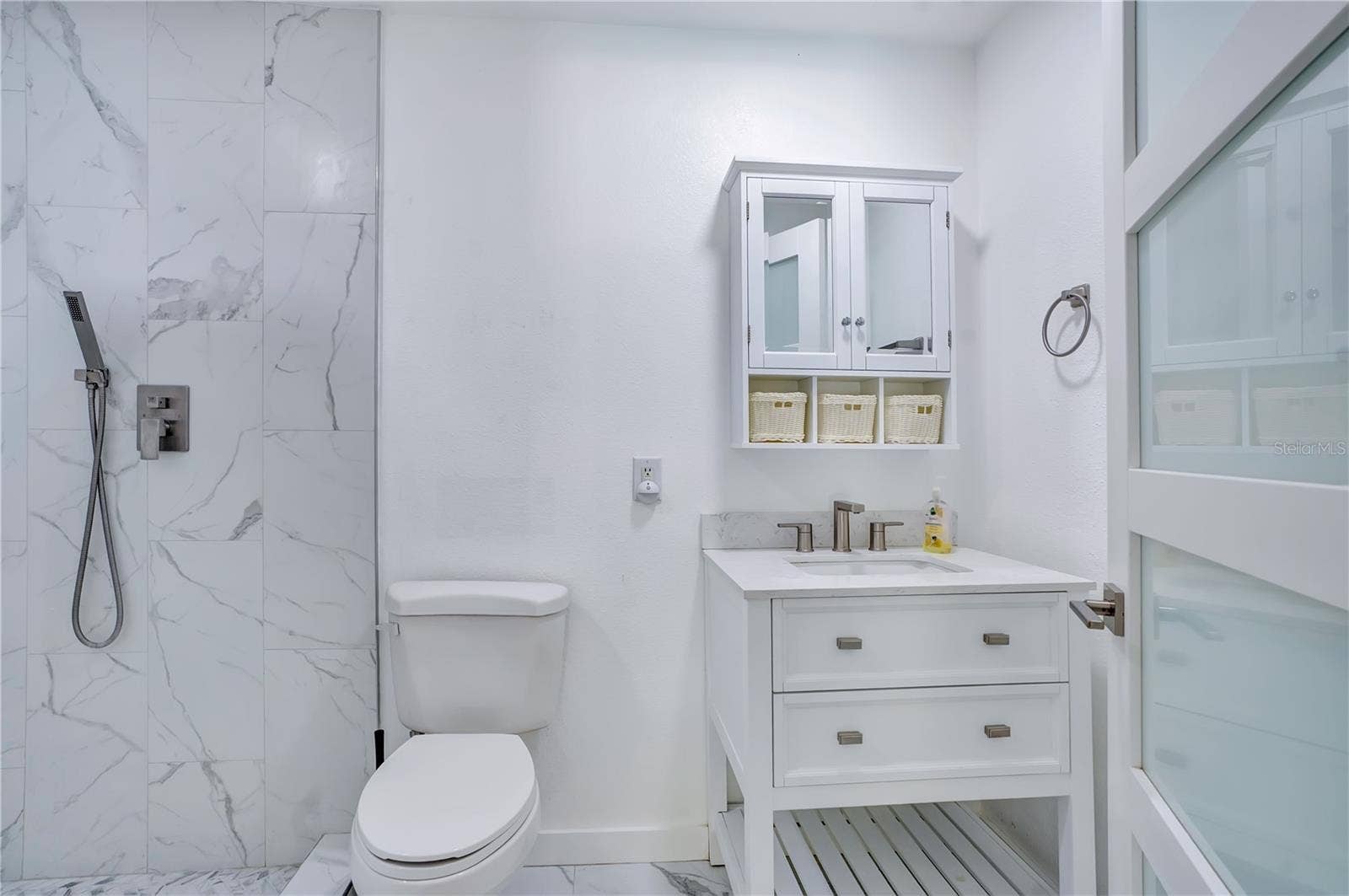 4415 HAYLOCK DRIVE, Orlando, FL 32807 Primary bathroom