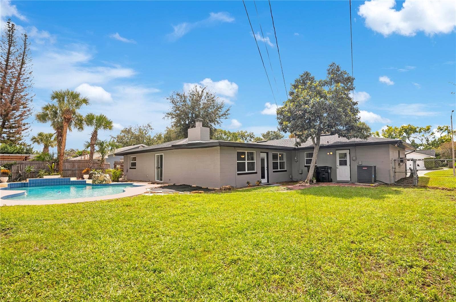 4415 HAYLOCK DRIVE, Orlando, FL 32807 Larrge yard with pool