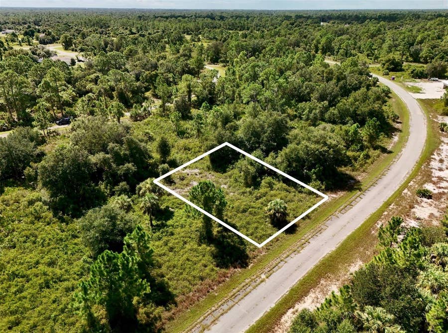 Property photo for WINTERVILLE CIR, North Port, FL