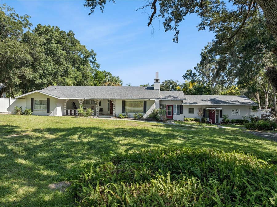Property photo for 1505 E CROOKED LAKE DRIVE, Eustis, FL