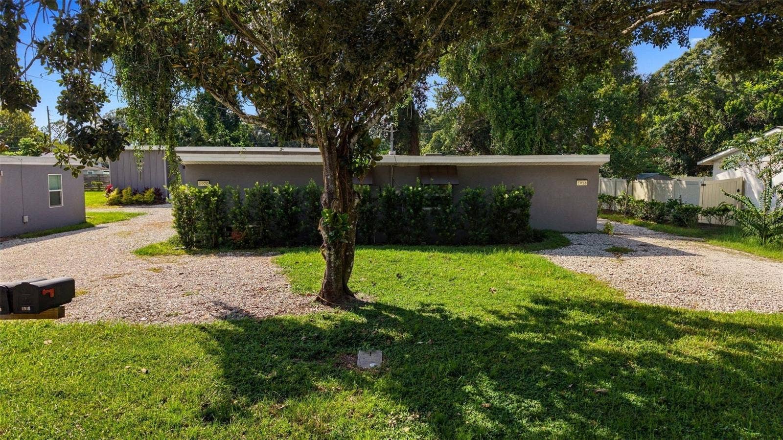 1922 CLOVERLAWN AVENUE, Orlando, FL 32806 1922 CLOVERLAWN AVENUE, Orlando, FL 32806