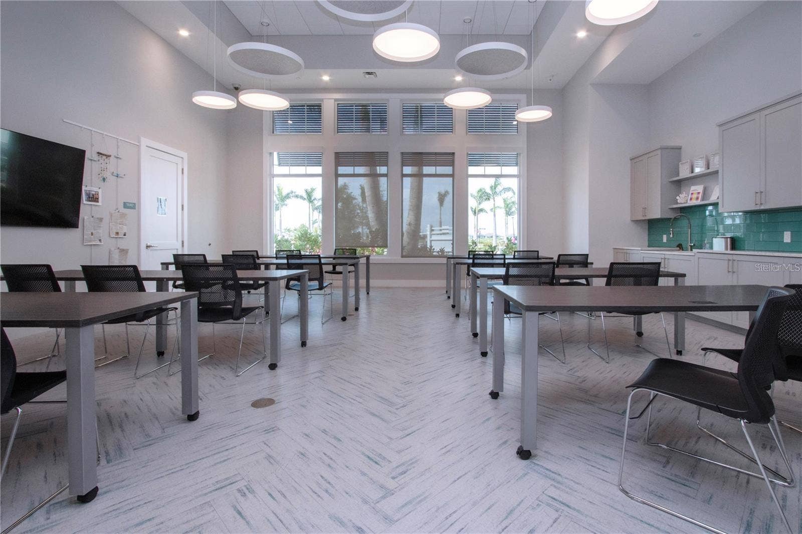 9260 BALLASTER POINTE LOOP, Parrish, FL 34219 Activity Rooms