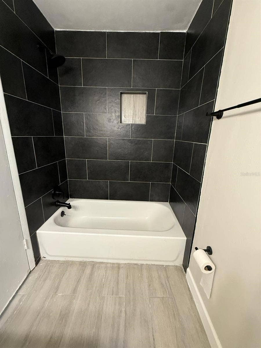 328 PINE STREET, Orlando, FL 32824 328 PINE STREET, Orlando, FL 32824