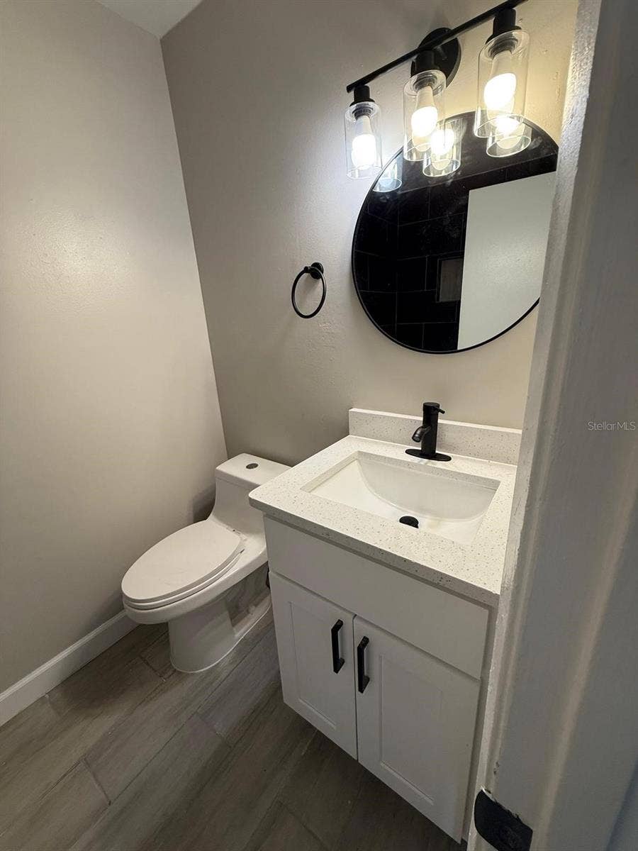 328 PINE STREET, Orlando, FL 32824 328 PINE STREET, Orlando, FL 32824