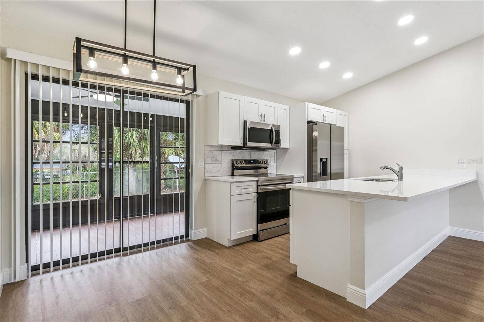 12441 ORANGEWOOD CIRCLE, Tavares, FL 32778
