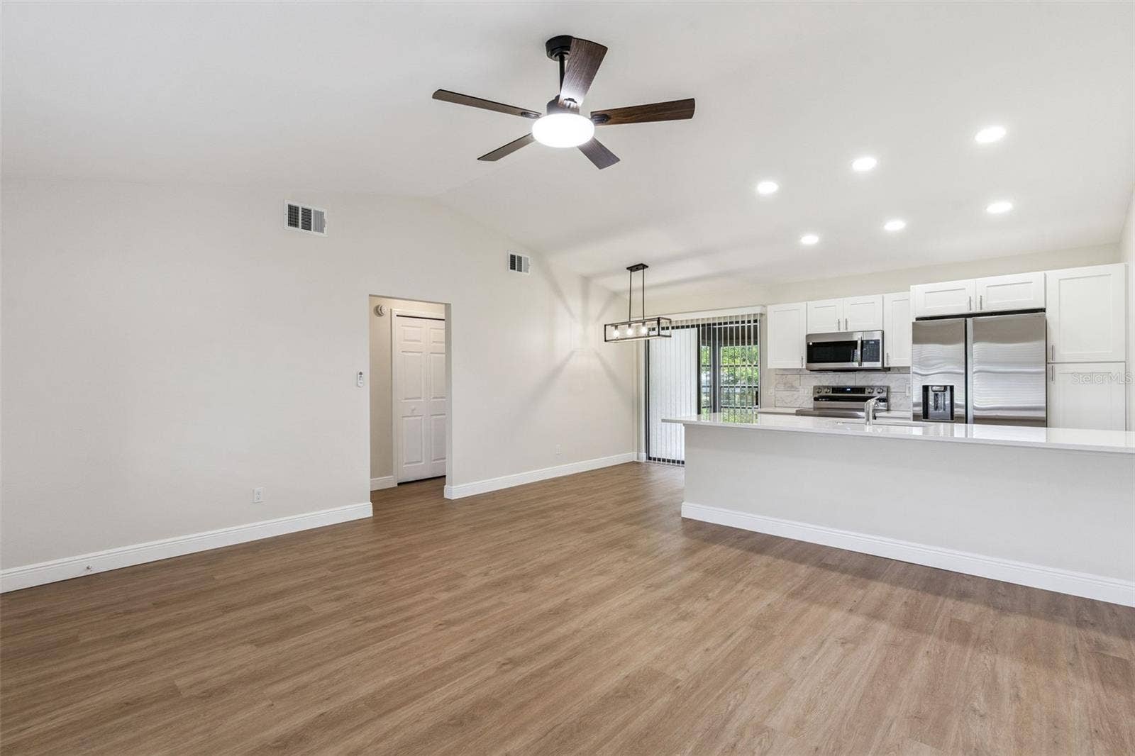 12441 ORANGEWOOD CIRCLE, Tavares, FL 32778
