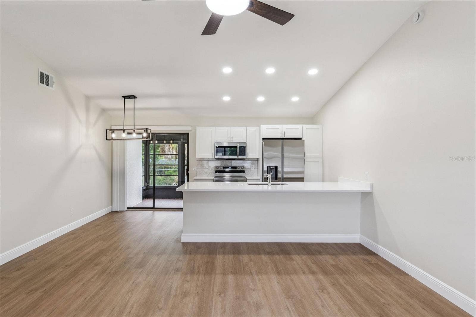 12441 ORANGEWOOD CIRCLE, Tavares, FL 32778