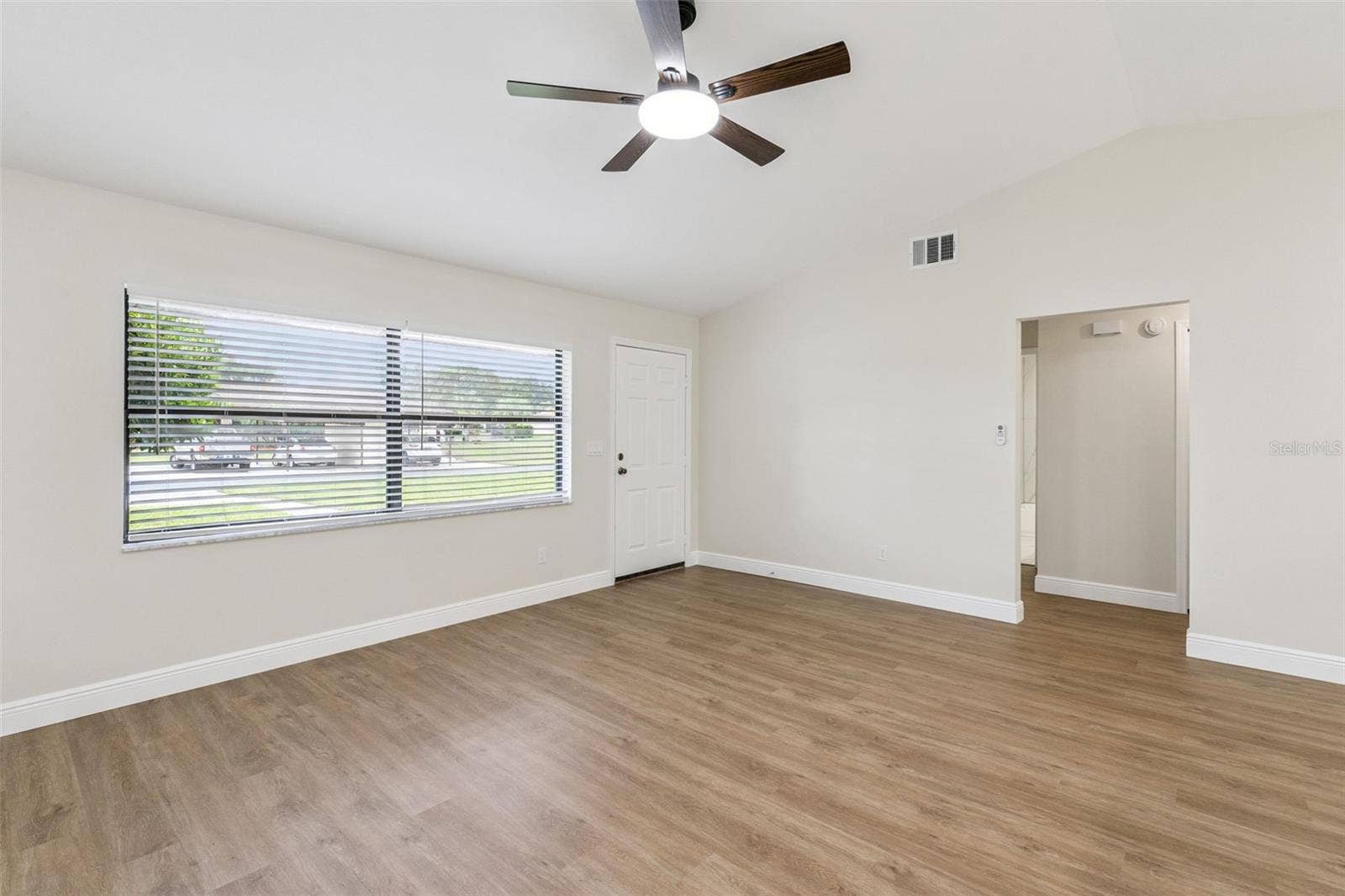 12441 ORANGEWOOD CIRCLE, Tavares, FL 32778