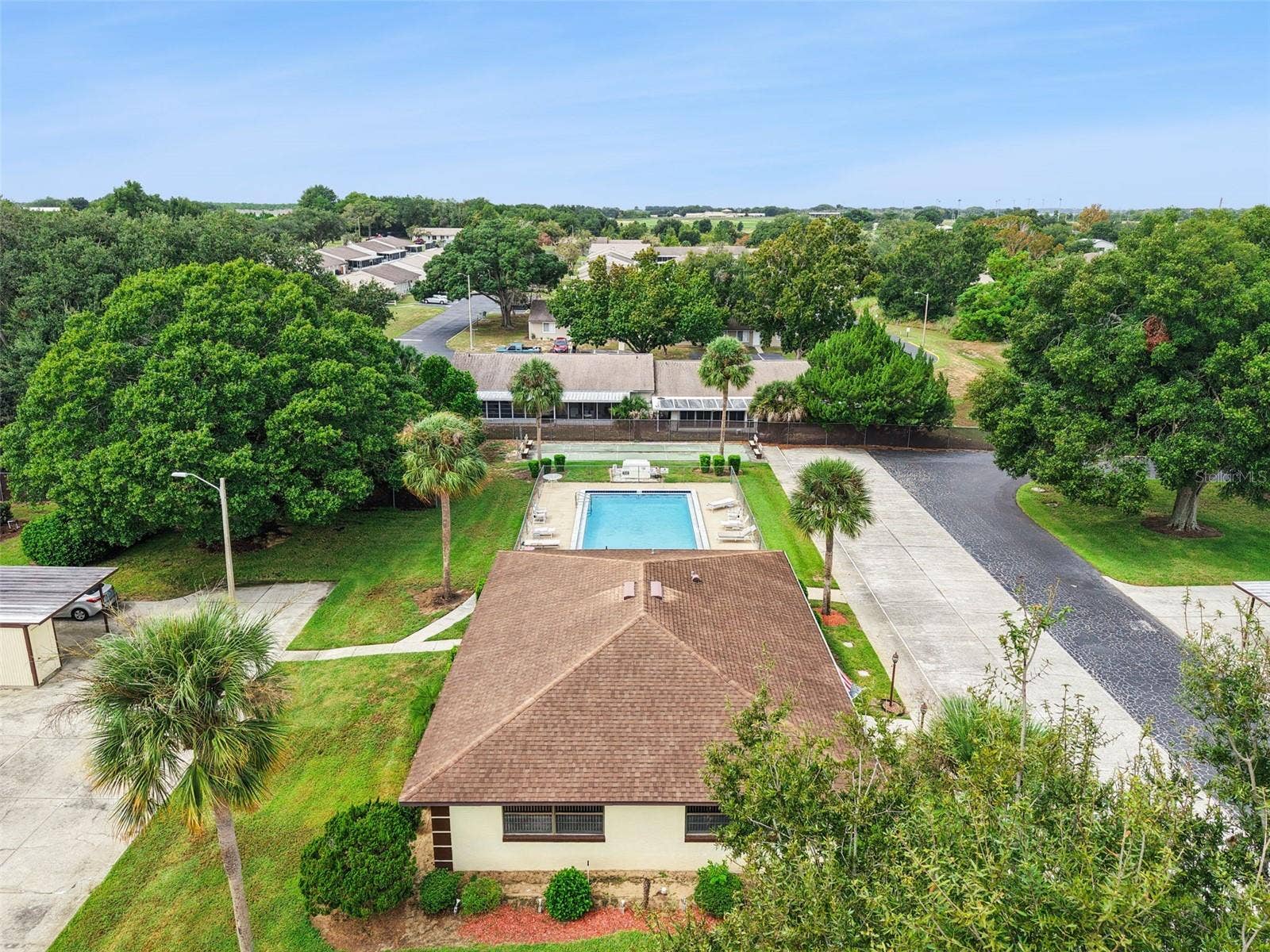 12441 ORANGEWOOD CIRCLE, Tavares, FL 32778