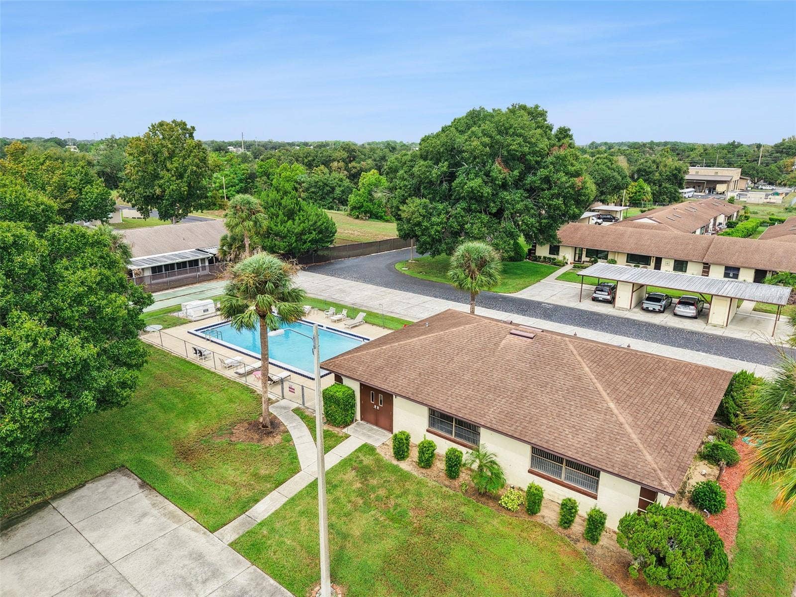 12441 ORANGEWOOD CIRCLE, Tavares, FL 32778