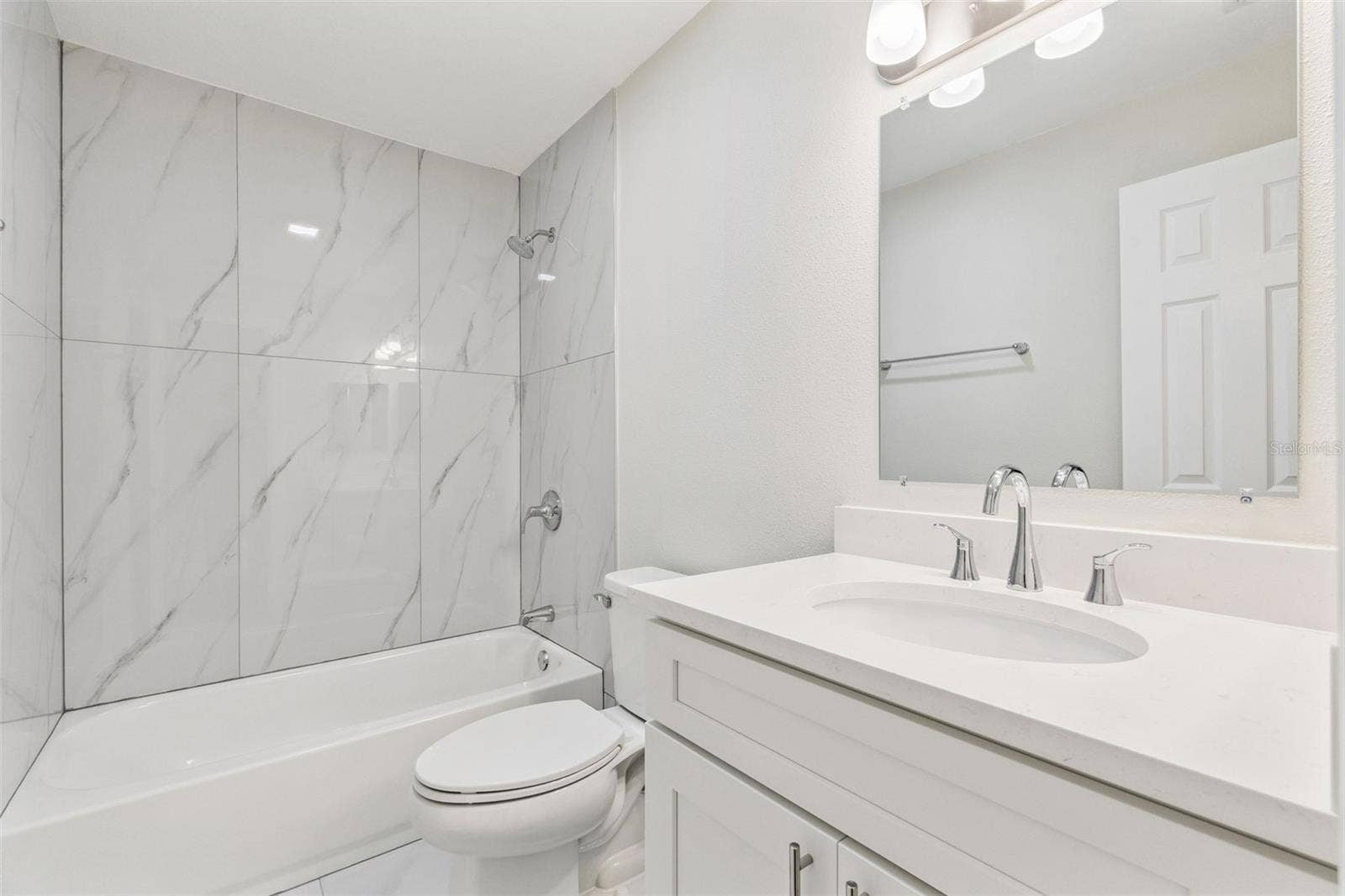 12441 ORANGEWOOD CIRCLE, Tavares, FL 32778