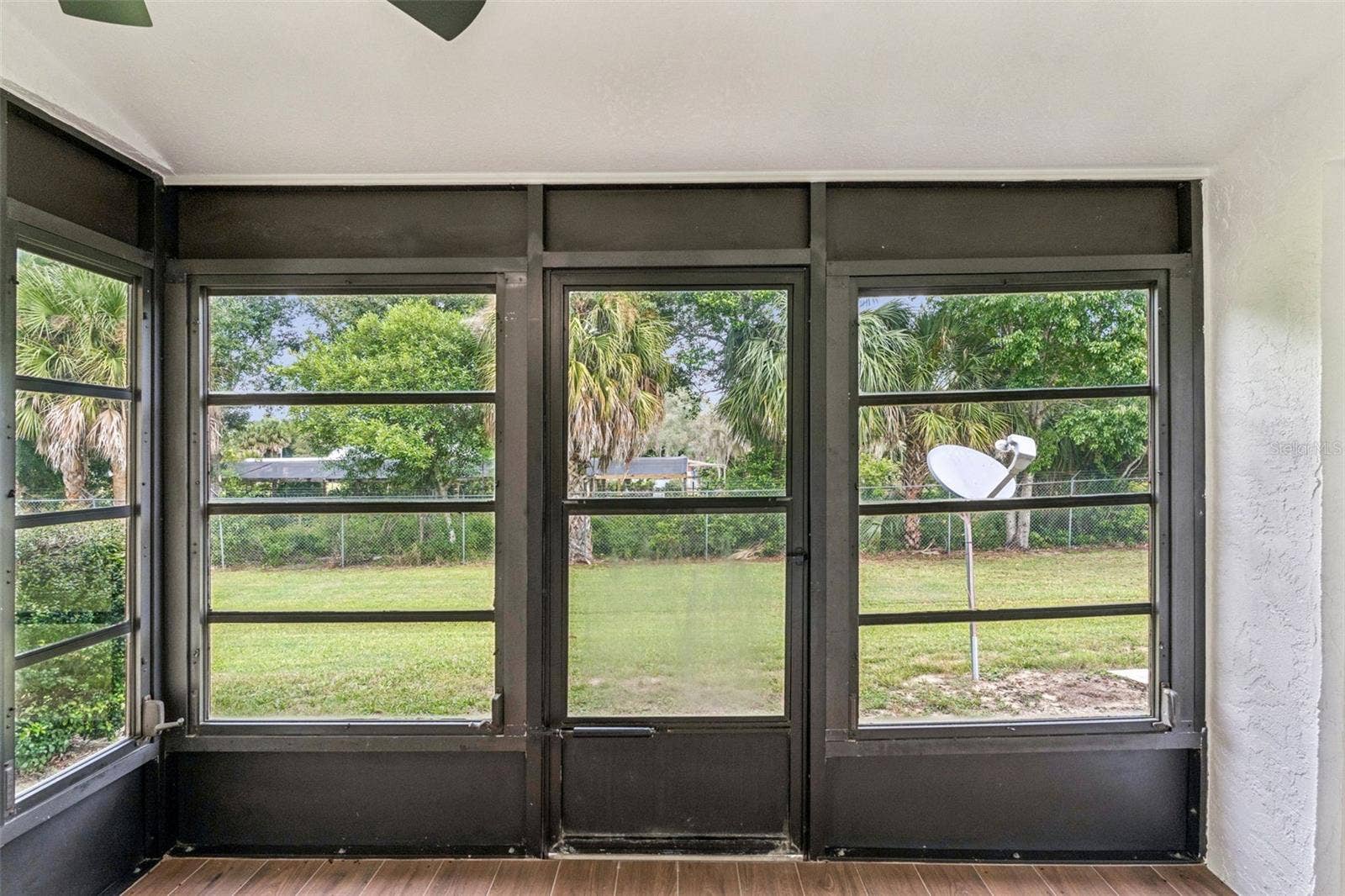 12441 ORANGEWOOD CIRCLE, Tavares, FL 32778