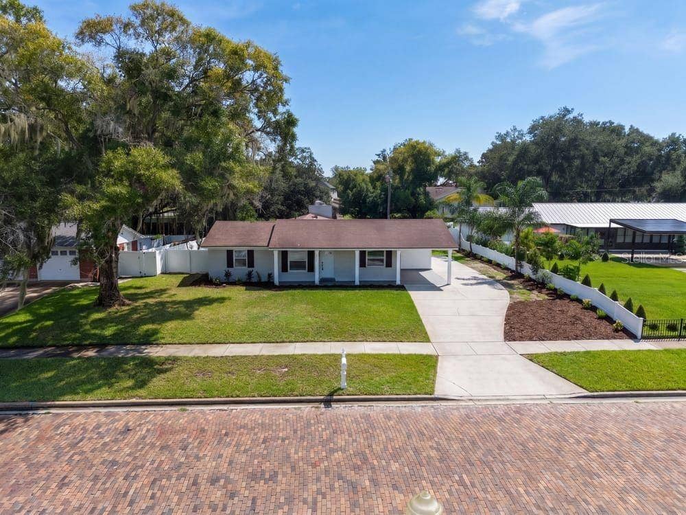 24 W GARDEN AVENUE, Winter Garden, FL 34787 24 W GARDEN AVENUE, Winter Garden, FL 34787
