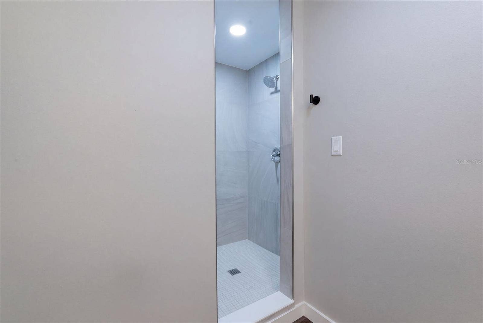 24 W GARDEN AVENUE, Winter Garden, FL 34787 24 W GARDEN AVENUE, Winter Garden, FL 34787