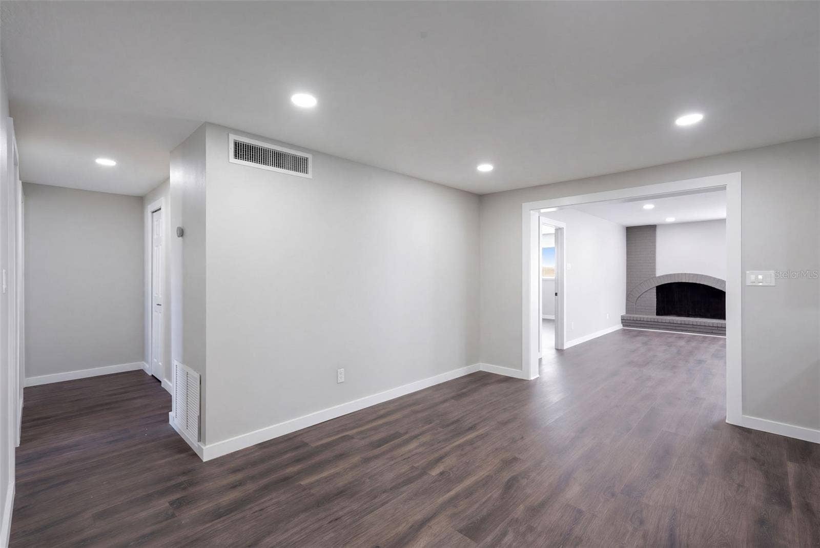 24 W GARDEN AVENUE, Winter Garden, FL 34787 24 W GARDEN AVENUE, Winter Garden, FL 34787