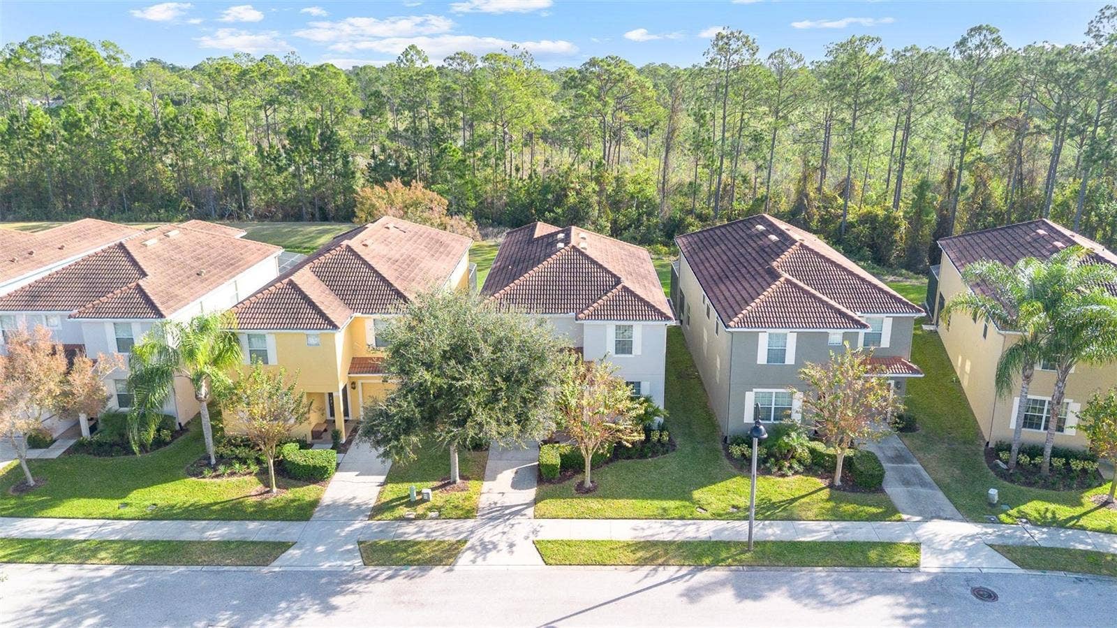 2985 BUCCANEER PALM ROAD, Kissimmee, FL 34747