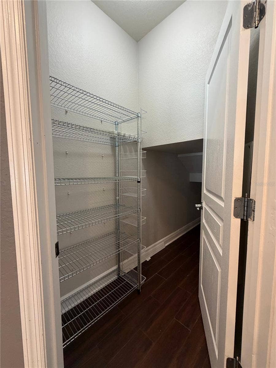 7751 FAIRGROVE AVENUE, Windermere, FL 34786 7751 FAIRGROVE AVENUE, Windermere, FL 34786