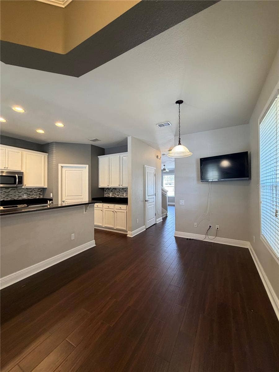 7751 FAIRGROVE AVENUE, Windermere, FL 34786 7751 FAIRGROVE AVENUE, Windermere, FL 34786