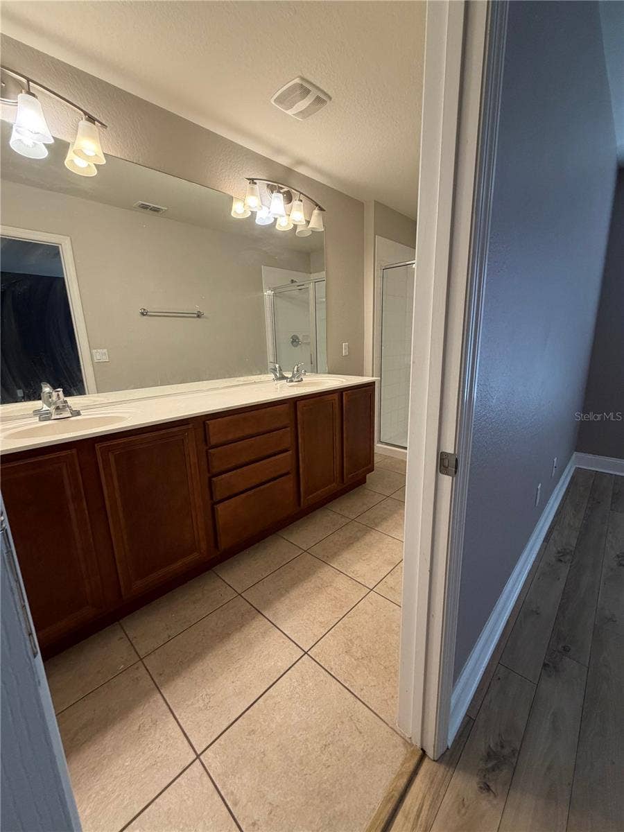 7751 FAIRGROVE AVENUE, Windermere, FL 34786 7751 FAIRGROVE AVENUE, Windermere, FL 34786