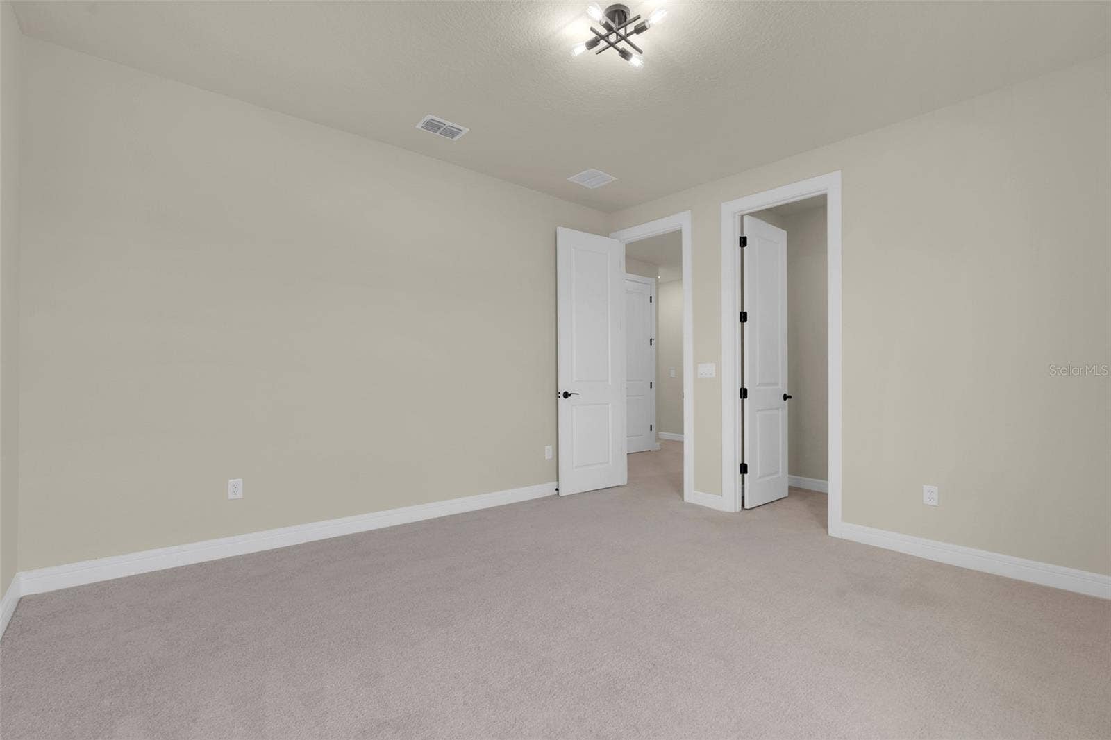 13485 PANAMA BEACH COURT, Orlando, FL 32827 13485 PANAMA BEACH COURT, Orlando, FL 32827
