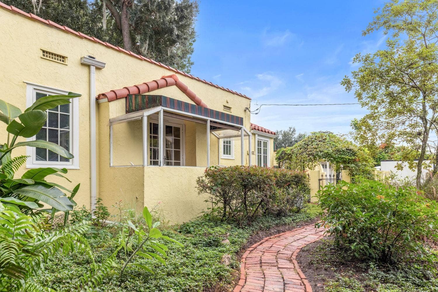 1002 DELANEY PARK DRIVE, Orlando, FL 32806 1002 DELANEY PARK DRIVE, Orlando, FL 32806