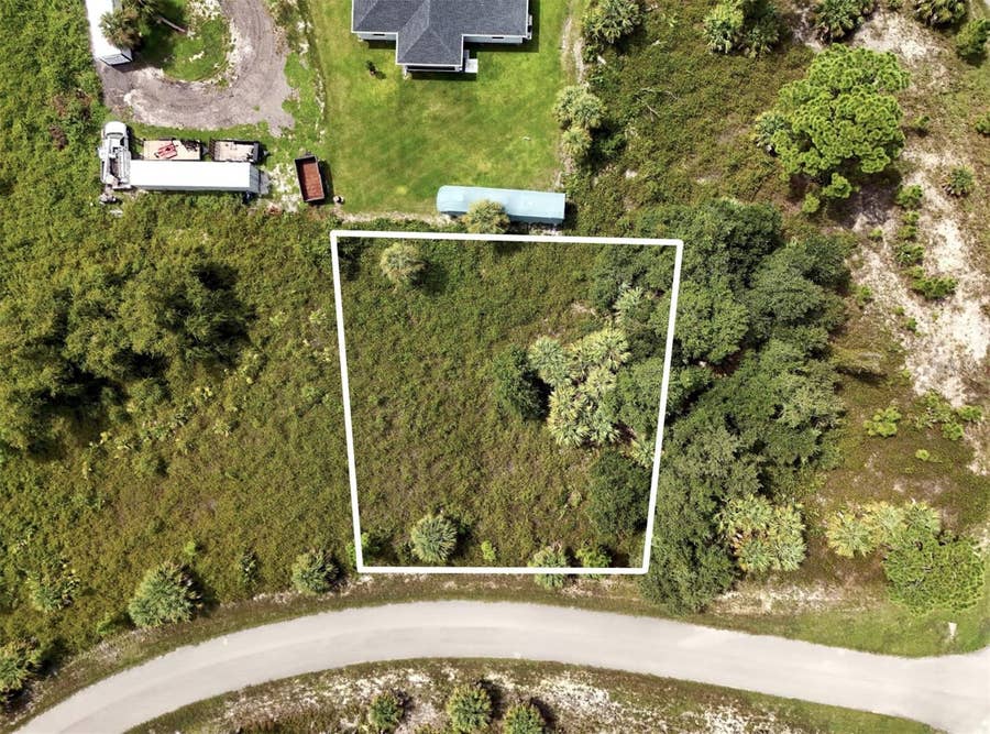 Property photo for N/A VINEYARD CIR, North Port, FL