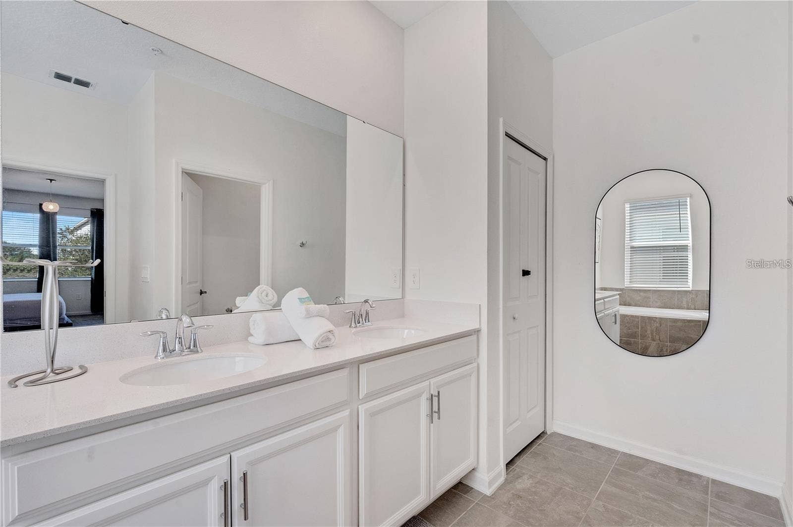8889 CABOT CLIFFS DRIVE, #104, Davenport, FL 33896