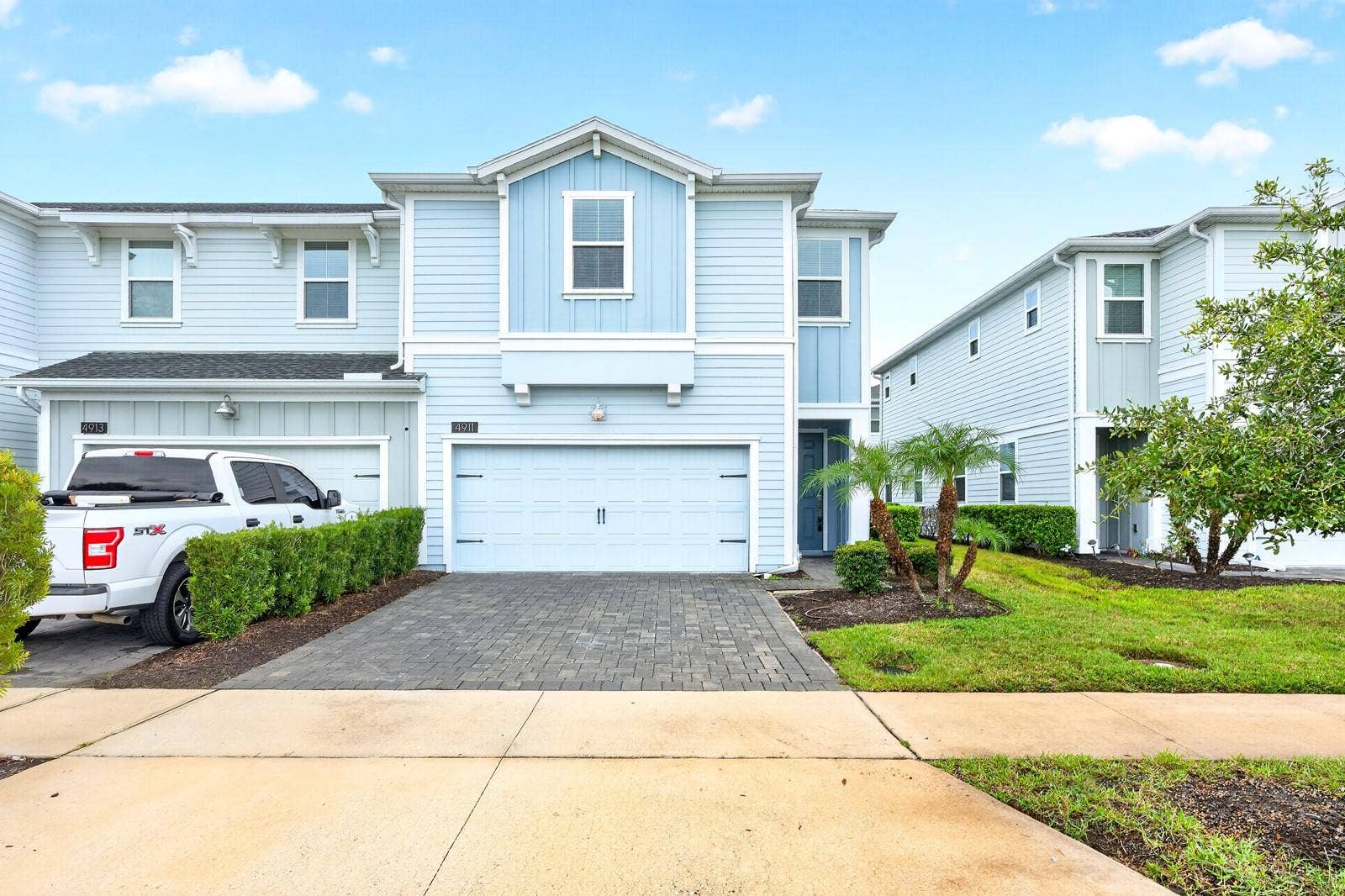 4911 TRIBUTE TRAIL, Kissimmee, FL 34746 Front Entrance with 2 cars garage
