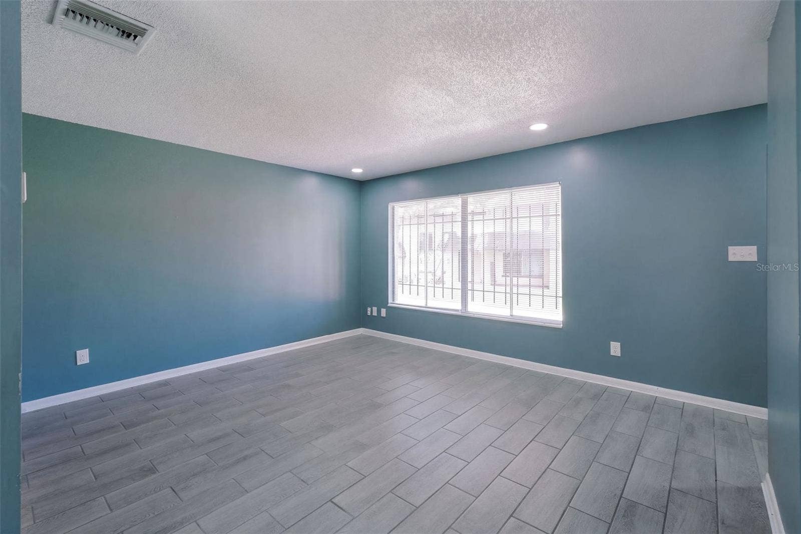 5423 BROOKSWOOD WAY, #801, Orlando, FL 32808 5423 BROOKSWOOD WAY, #801, Orlando, FL 32808