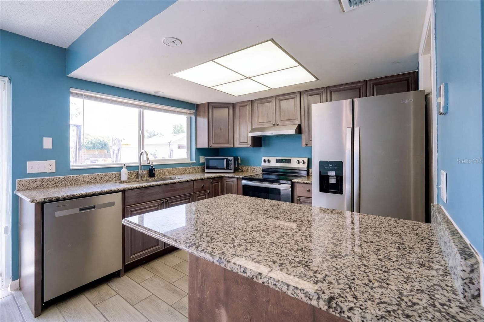 5423 BROOKSWOOD WAY, #801, Orlando, FL 32808 5423 BROOKSWOOD WAY, #801, Orlando, FL 32808