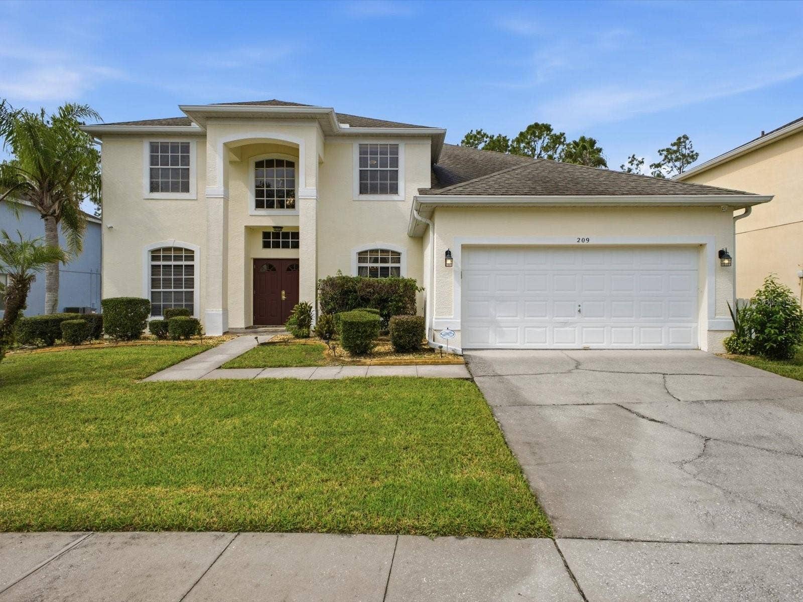 209 N HAMPTON DR, Davenport, FL 33897 209 N HAMPTON DR, Davenport, FL 33897