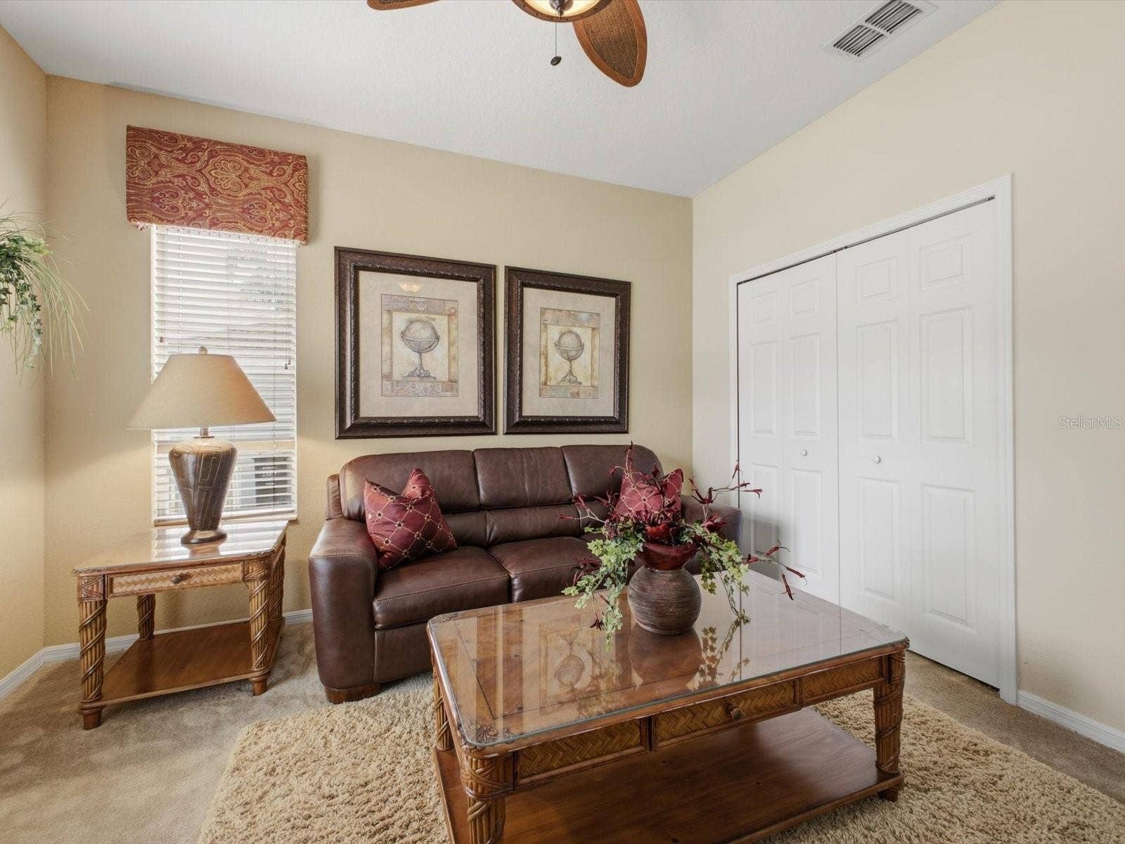 209 N HAMPTON DR, Davenport, FL 33897 209 N HAMPTON DR, Davenport, FL 33897