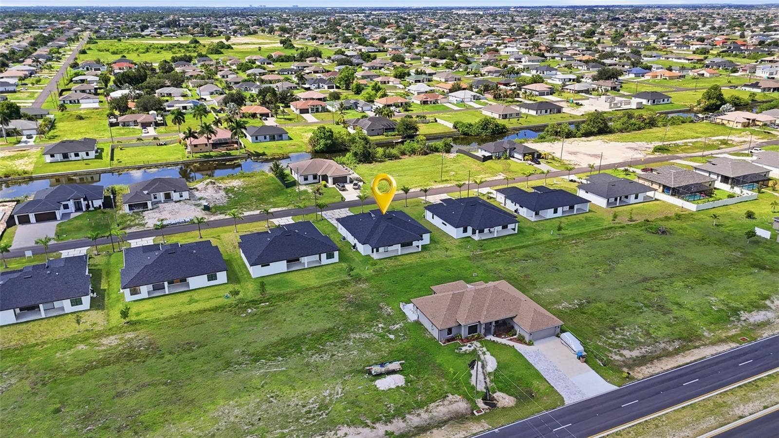 329 NE 15TH TERRACE, Cape Coral, FL 33909 329 NE 15TH TERRACE, Cape Coral, FL 33909