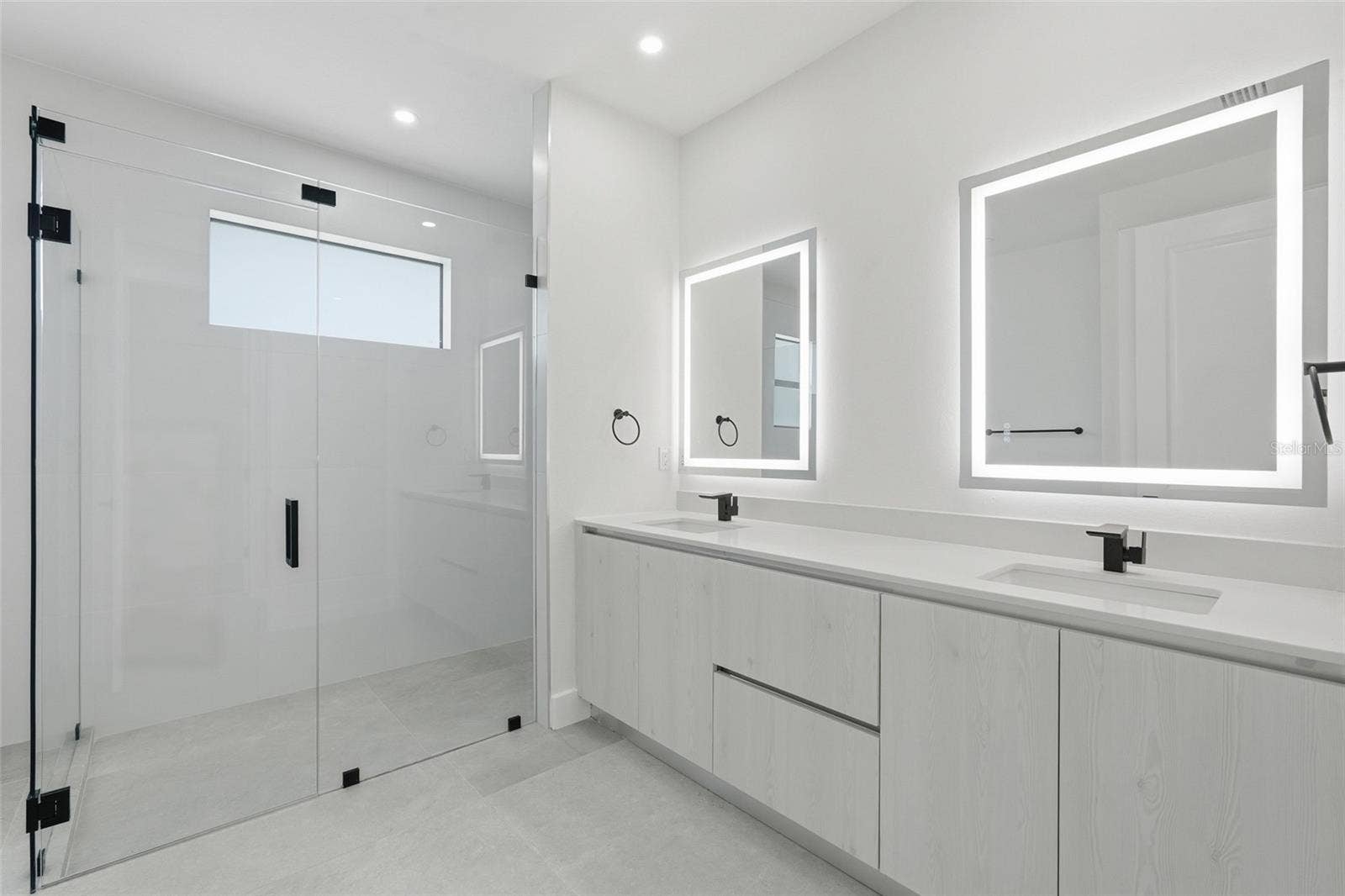329 NE 15TH TERRACE, Cape Coral, FL 33909 Master Bathroom