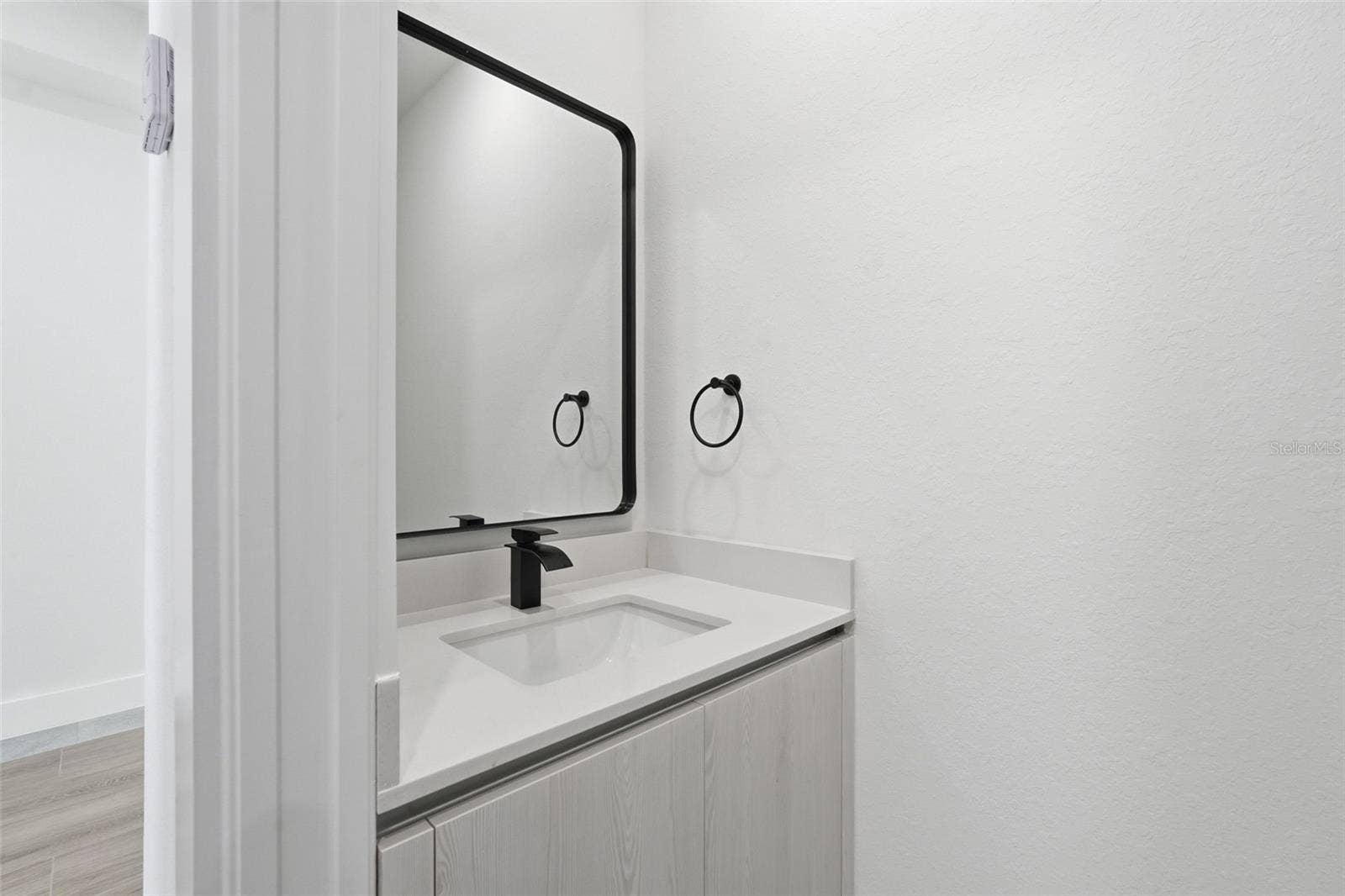329 NE 15TH TERRACE, Cape Coral, FL 33909 Half Bathroom