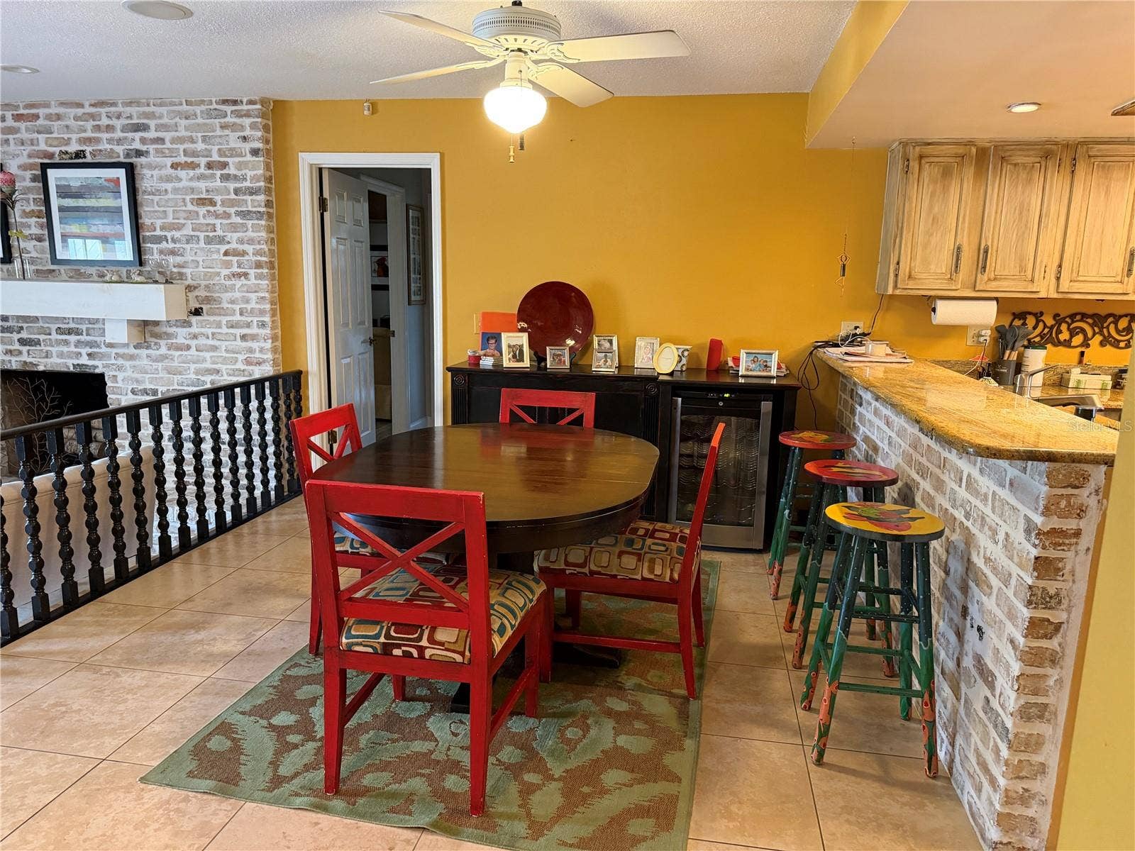1114 WALD ROAD, Orlando, FL 32806 Breakfast area