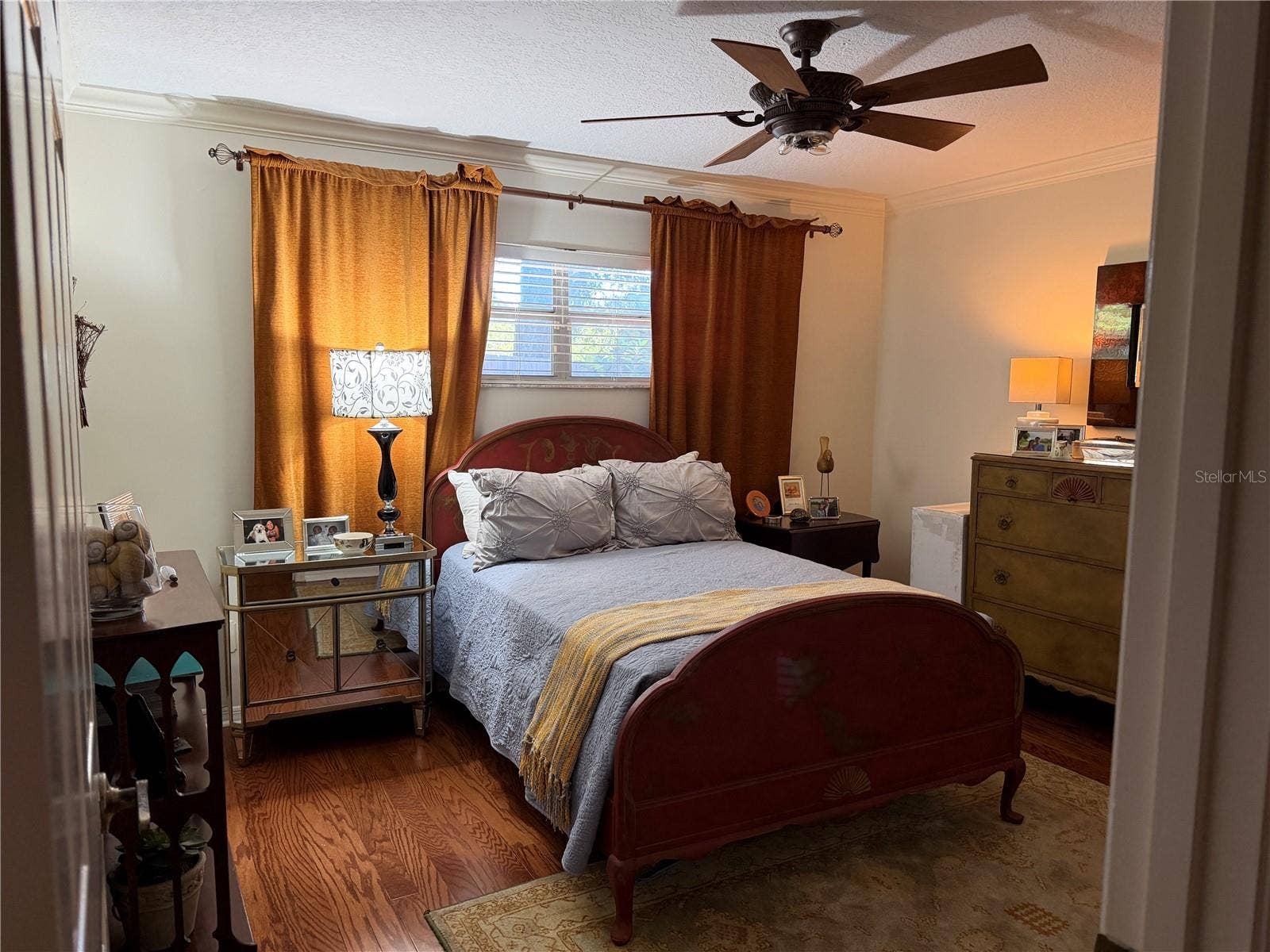 1114 WALD ROAD, Orlando, FL 32806 Bedroom 3 with wood floors
